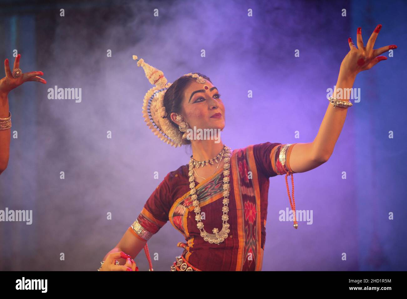 Beautiful odissi dancer Stock Photo - Alamy