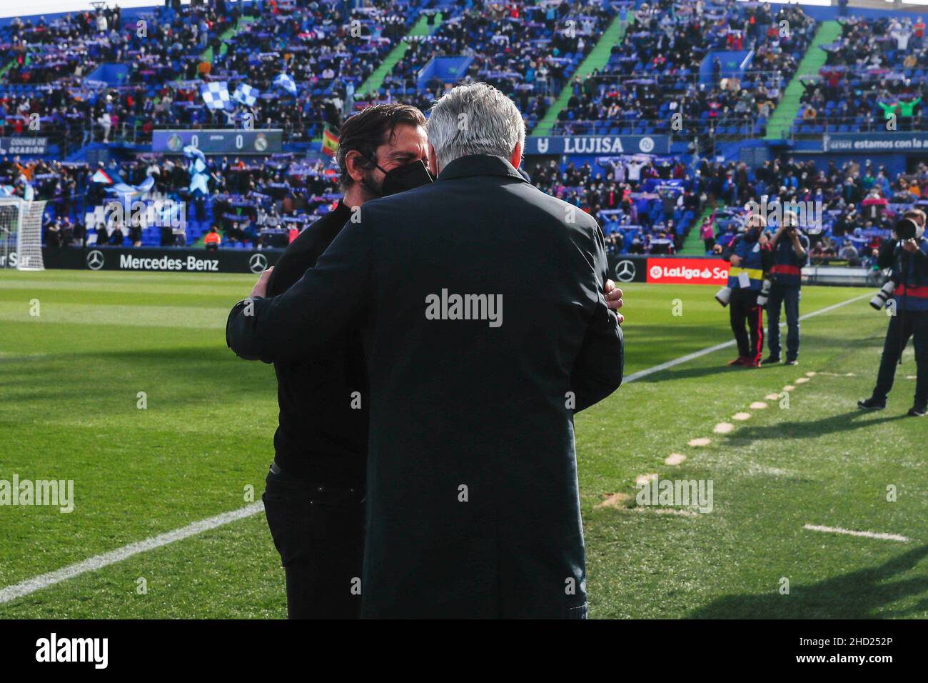 Madrid, Spain. 02nd Jan, 2022. Quique Sanchez Flores of Getafe CF with Carlo Ancelotti of Real Madrid during the La Liga match between Getafe CF and Real Madrid at Coliseum Alfonso Perez Stadium in Madrid, Spain. Credit: DAX Images/Alamy Live News Stock Photo