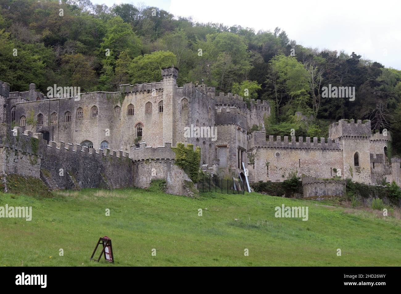 Gwrych Castle Abergele North Wales Stock Photo Alamy gwrych-castle-abergele-north-wales-stock-photo-alamy