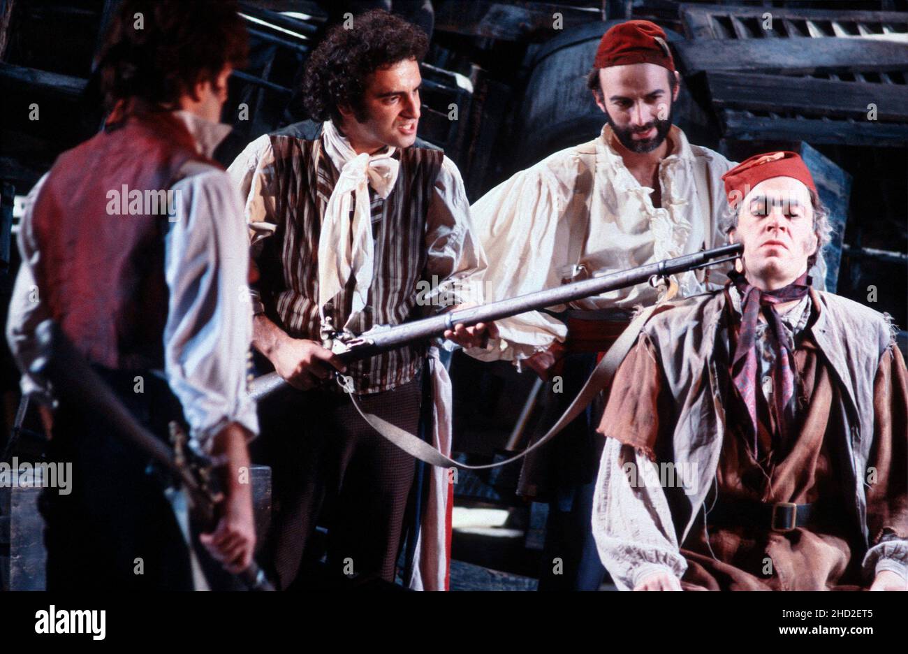 Roger allam les miserables hi-res stock photography and images - Alamy
