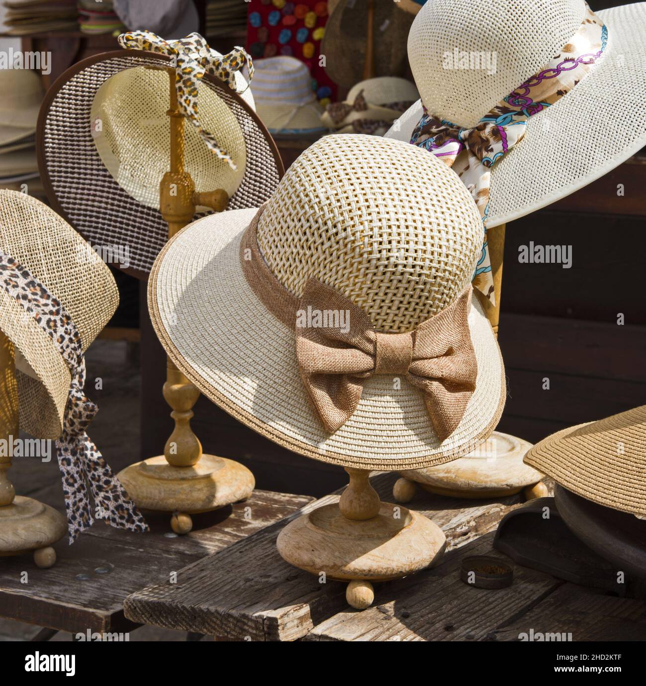 womens-sun-hats-hi-res-stock-photography-and-images-alamy