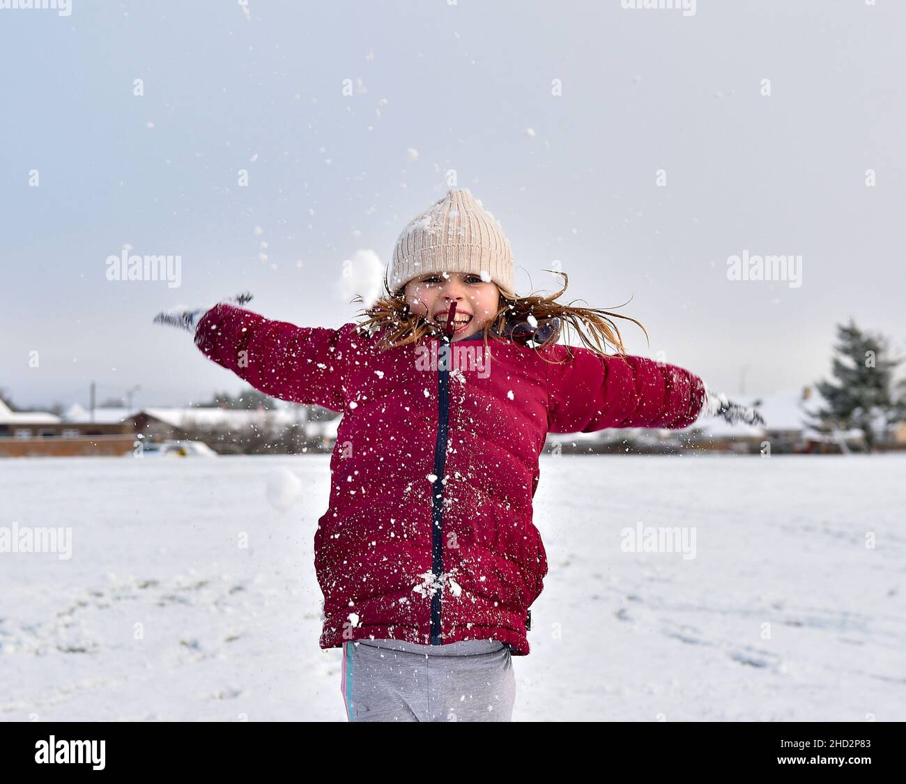 Pictured: Kerry Anne McBeth (7) from Armadale has some fun in the snow.  The first falls of snow in central Scotland meant fun in the snow for kids in Armadale, West Lothian.  (c) Dave Johnston Stock Photo