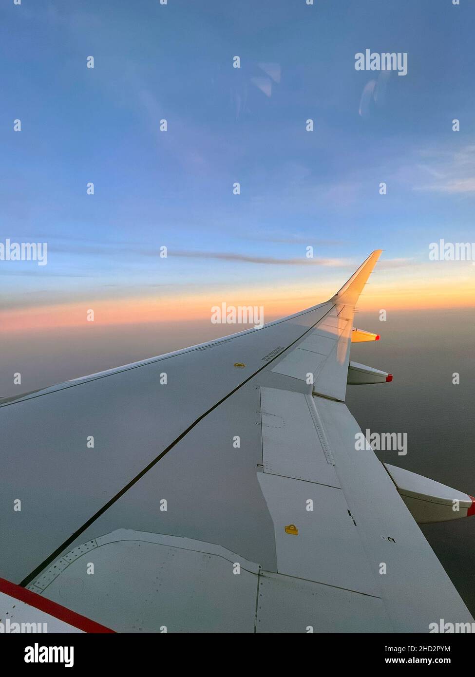 AIRBUS A320 starboard wing on a BA aircraft. Photo: Tony Gale Stock Photo
