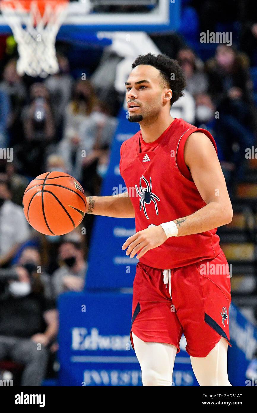 January 02, 2022: Richmond Spiders guard Jacob Gilyard (0) brings the ball down field in a A-10 conference game where the Richmond Spiders visited the St. Louis Billikens. Held at Chaifetz Arena in St. Louis, MO Richard Ulreich/CSM Stock Photo