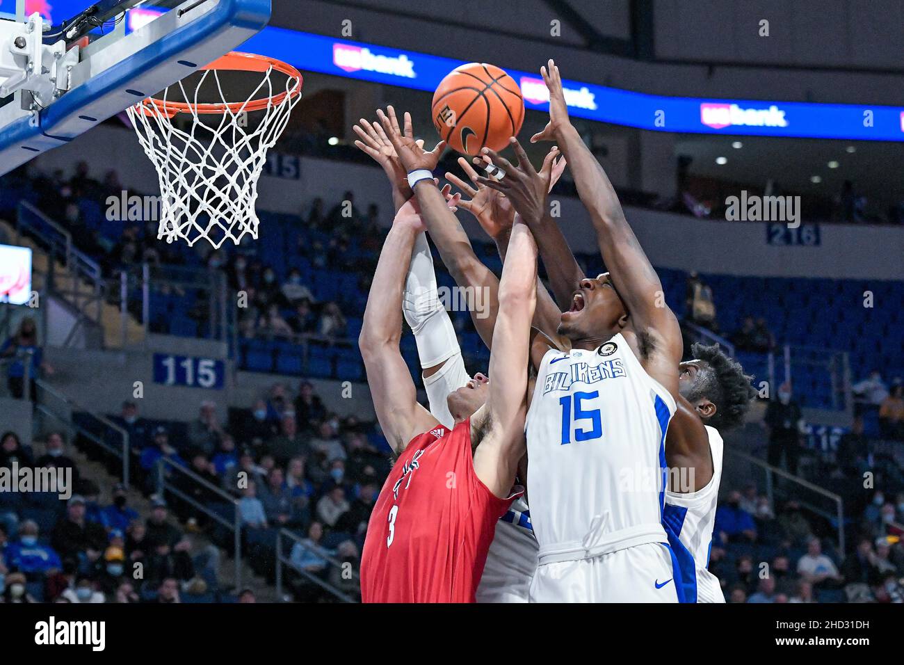 January 02, 2022 Saint Louis Billikens guard Jordan Nesbitt (15) and