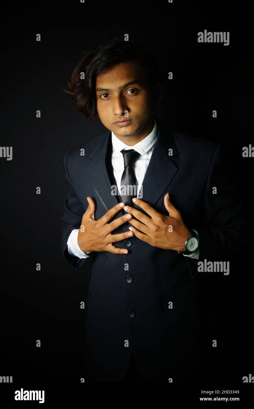 Indian man suit hi-res stock photography and images - Alamy