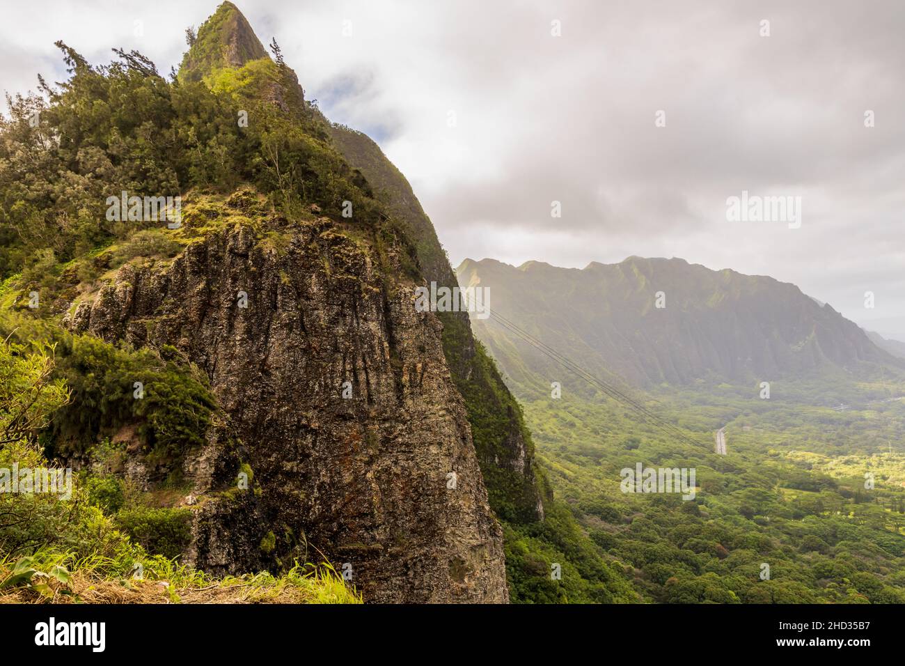Hawaii oahu ocean cliff view hi-res stock photography and images - Alamy