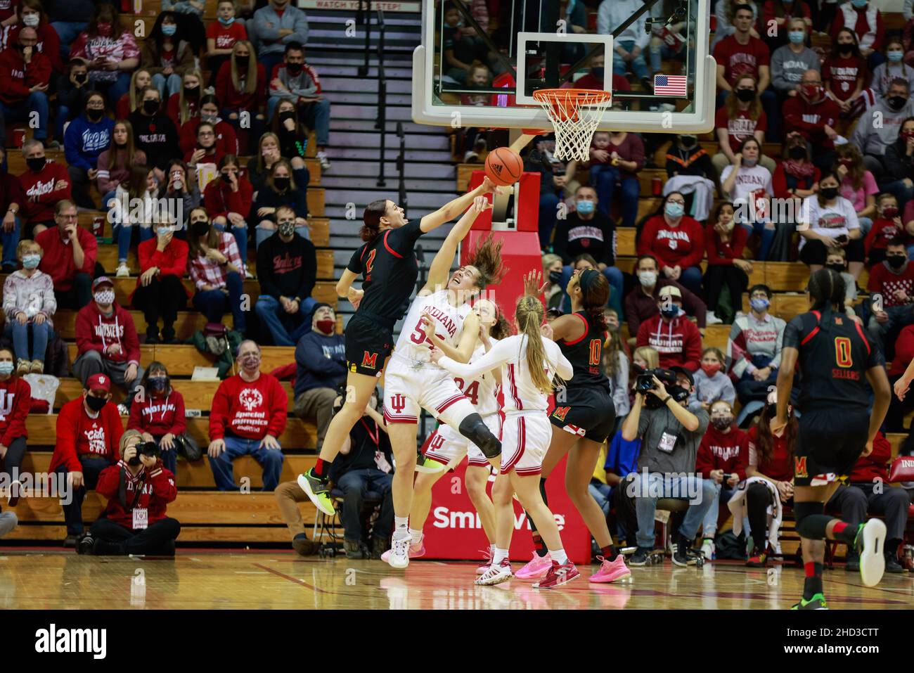 Bloomington, United States. 02nd Jan, 2022. Indiana Hoosiers forward Mackenzie Holmes (L2) plays against Maryland Terrapins forward Mimi Collins (L) during the National Collegiate Athletic Association (NCAA) women's basketball game in Bloomington. Indiana University beat Maryland 70-63. Credit: SOPA Images Limited/Alamy Live News Stock Photo