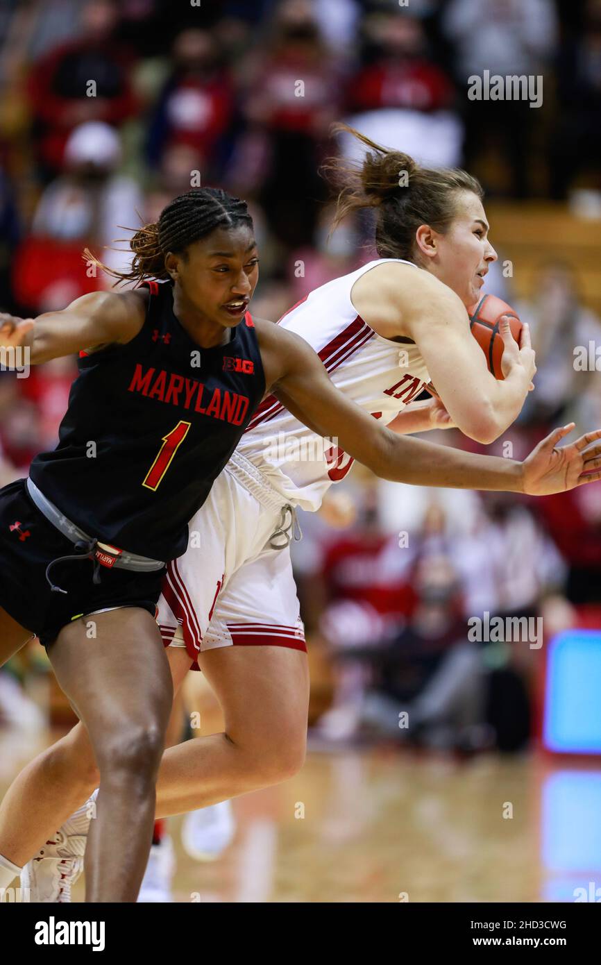 Bloomington, United States. 02nd Jan, 2022. Indiana Hoosiers forward Aleksa Gulbe (R) keeps the ball from Maryland Terrapins guard Diamond Miller (L) during the National Collegiate Athletic Association (NCAA) women's basketball game in Bloomington. Indiana University beat Maryland 70-63 in overtime. Credit: SOPA Images Limited/Alamy Live News Stock Photo