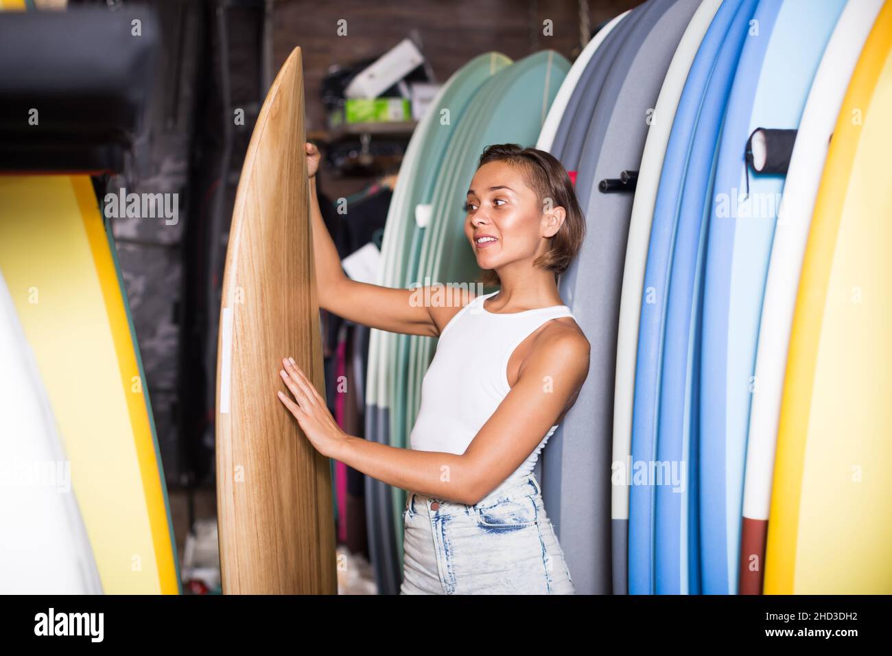 Female surfer holding surf hi-res stock photography and images - Alamy