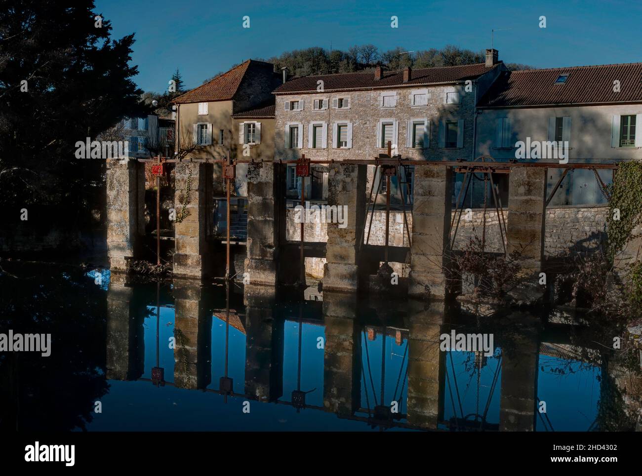 Weir on the ruisseau de vert, Catus, Lot Department, France Stock Photo