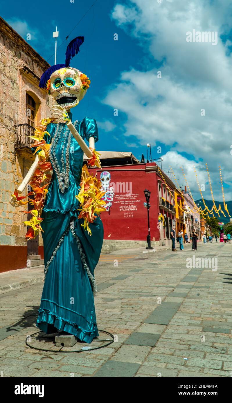 Vertical shot of a Day of the Dead artwork sculpture in the historic center of Oaxaca, Mexico Stock Photo