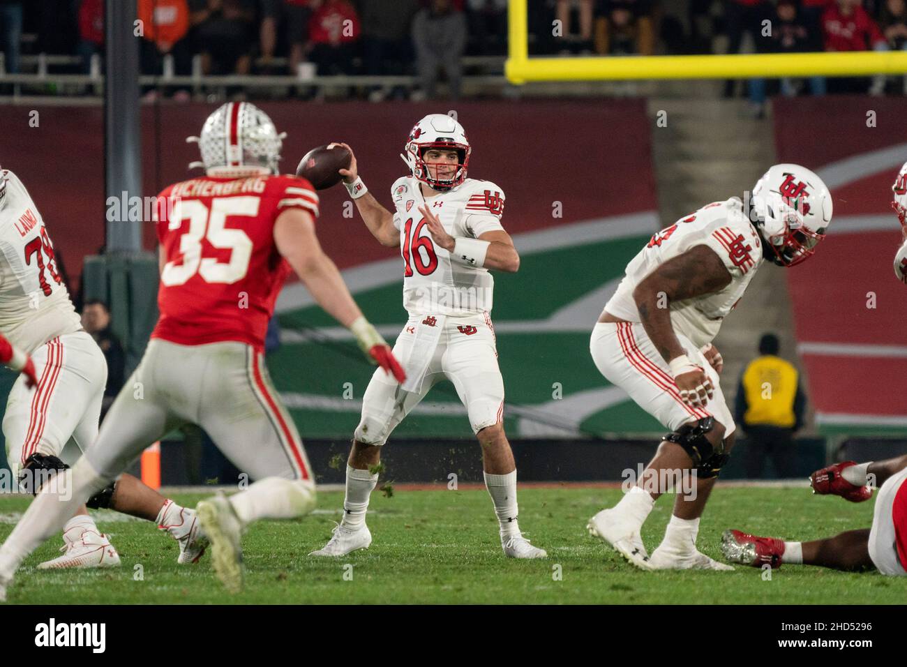 Utah Utes quarterback Bryson Barnes (16) throws during the 108th Rose
