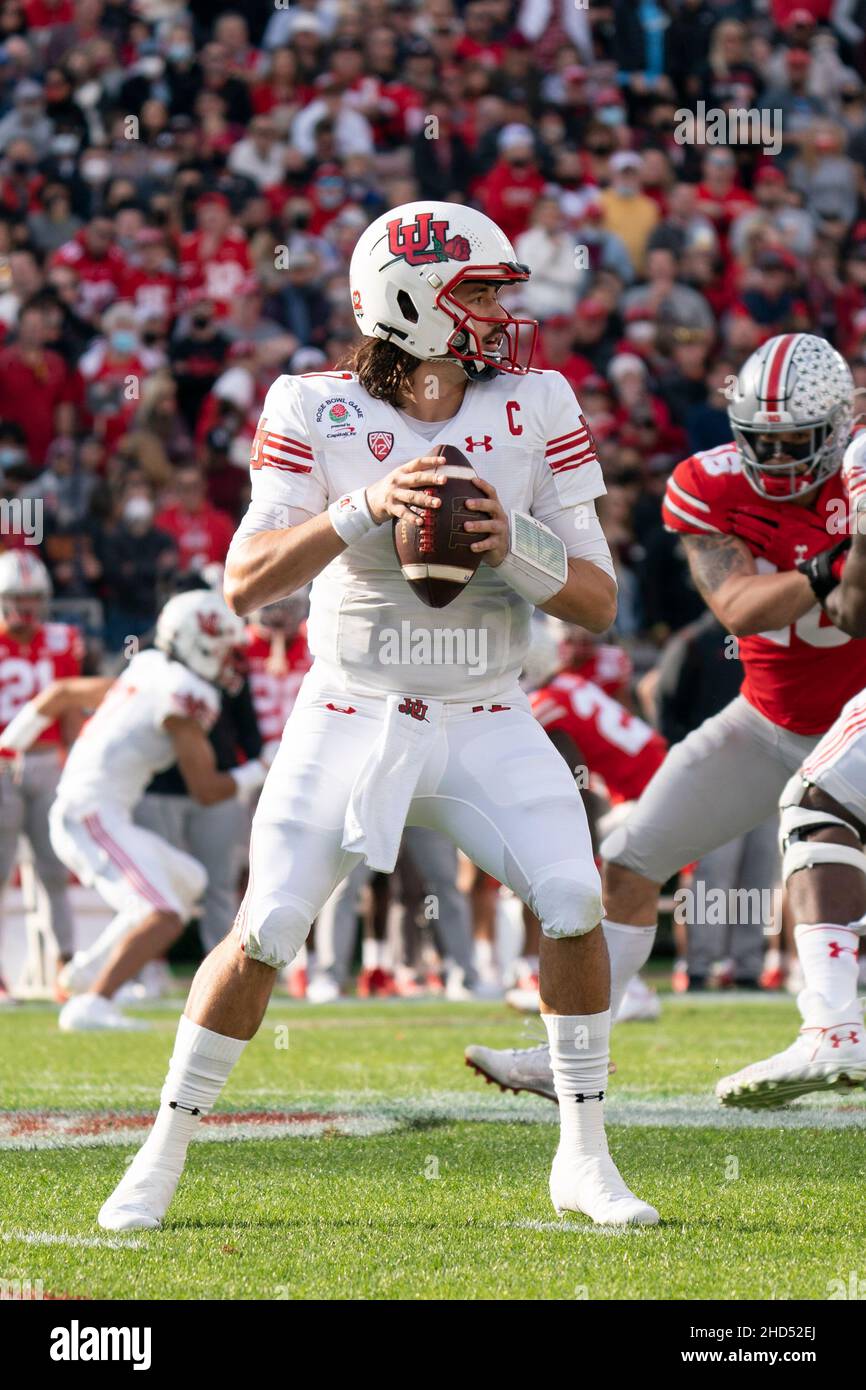 Utah Utes quarterback Cameron Rising (7) drops back for a pass during ...