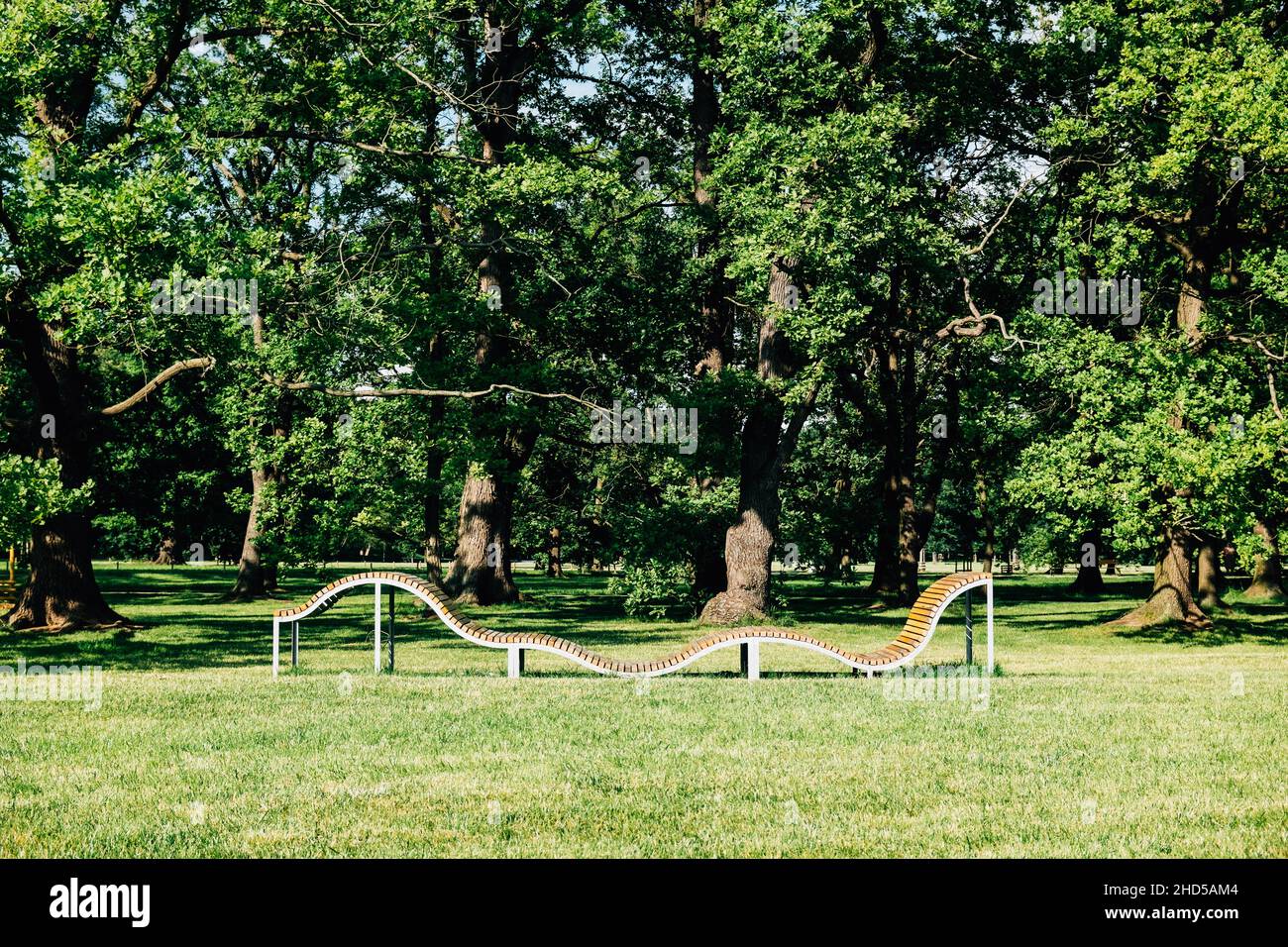 Beautiful shot park light hi-res stock photography and images - Alamy