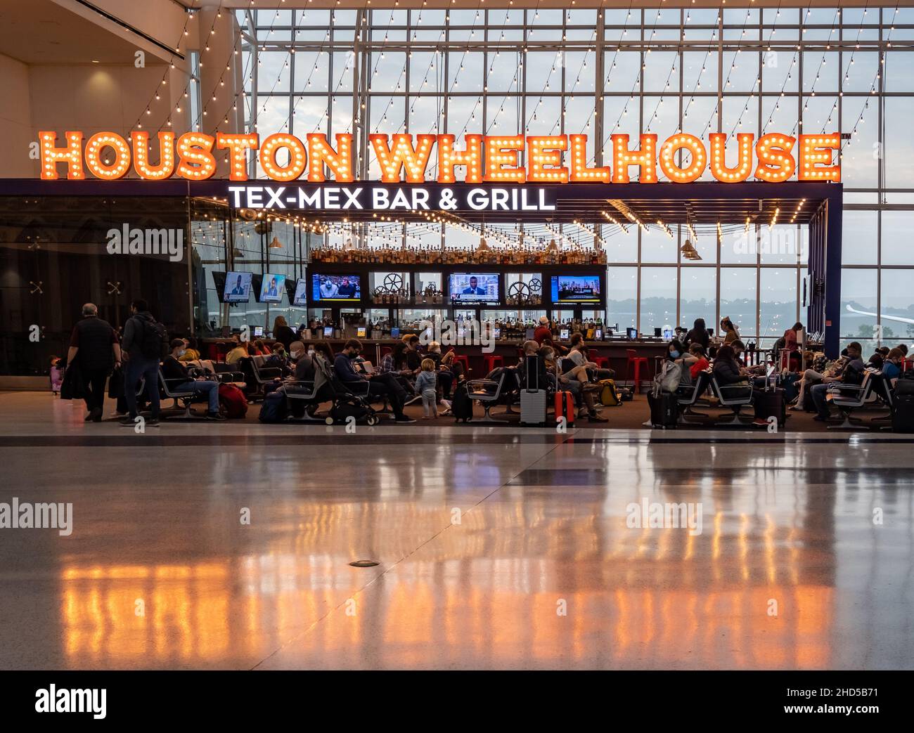 Houston Wheelhouse, a Tex-Mex restaurant in the airport terminal. George Bush International Airport. Houston, Texas, USA. Stock Photo