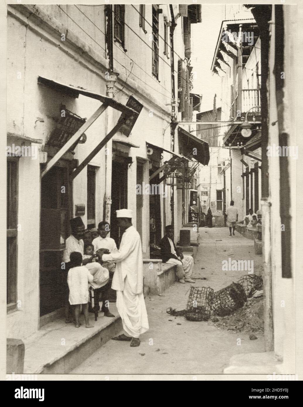 Vintage early 20th century photograph: Street scene, Zanzibar, East Africa Stock Photo