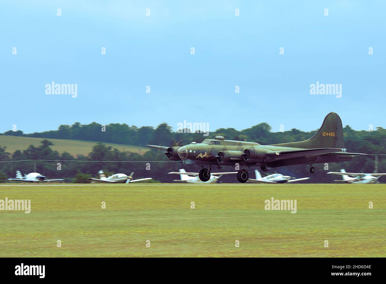 The Sally-B Boeing B17 lands at Duxford during the Flying Legends display Stock Photo