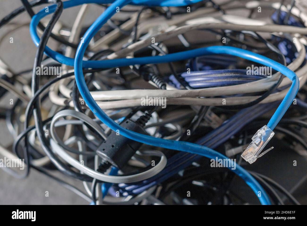 Bundle Cable Computer Cables bundle hi-res stock photography and images - Alamy