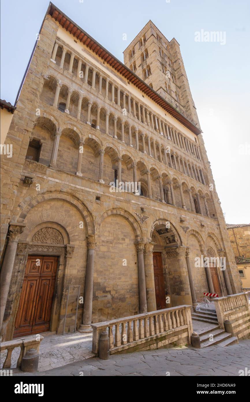 Corso Italia course, Old Town, Facade Church of Santa Maria della Pieve, Arezzo, Tuscany, Italy, Europe Stock Photo