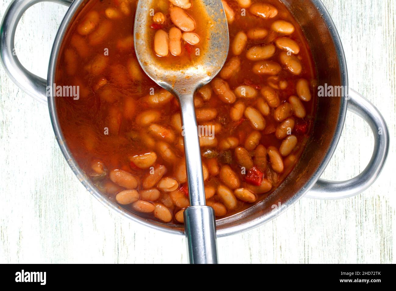 White casserole hires stock photography and images Alamy
