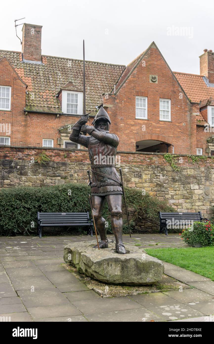 Harry Hotspur Statue, Pottergate, Alnwick, Northumberland, England, UK Stock Photo