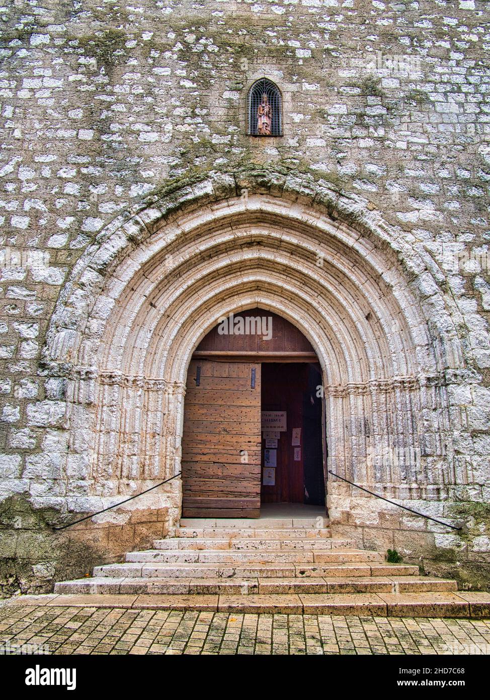 entrance to Eglise SaintAndre de Monflanquin, Monflanquin, Lotet