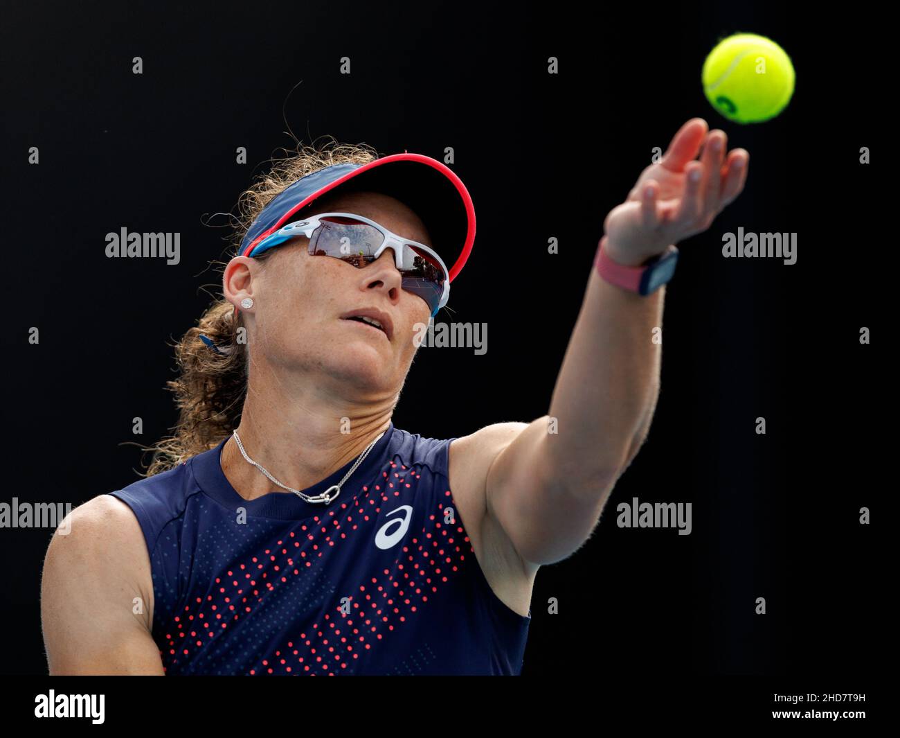 SAMANTHA STOSUR (AUS) and SHUAI ZHANG (CHN) in action at the 2022 Melbourne Summer Set on Tuesday January 2022,  Melbourne Park Stock Photo