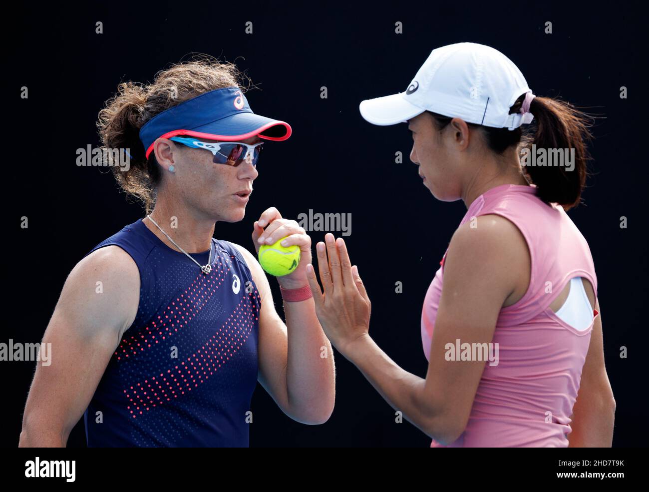 SAMANTHA STOSUR (AUS) and SHUAI ZHANG (CHN) in action at the 2022 Melbourne Summer Set on Tuesday January 2022,  Melbourne Park Stock Photo