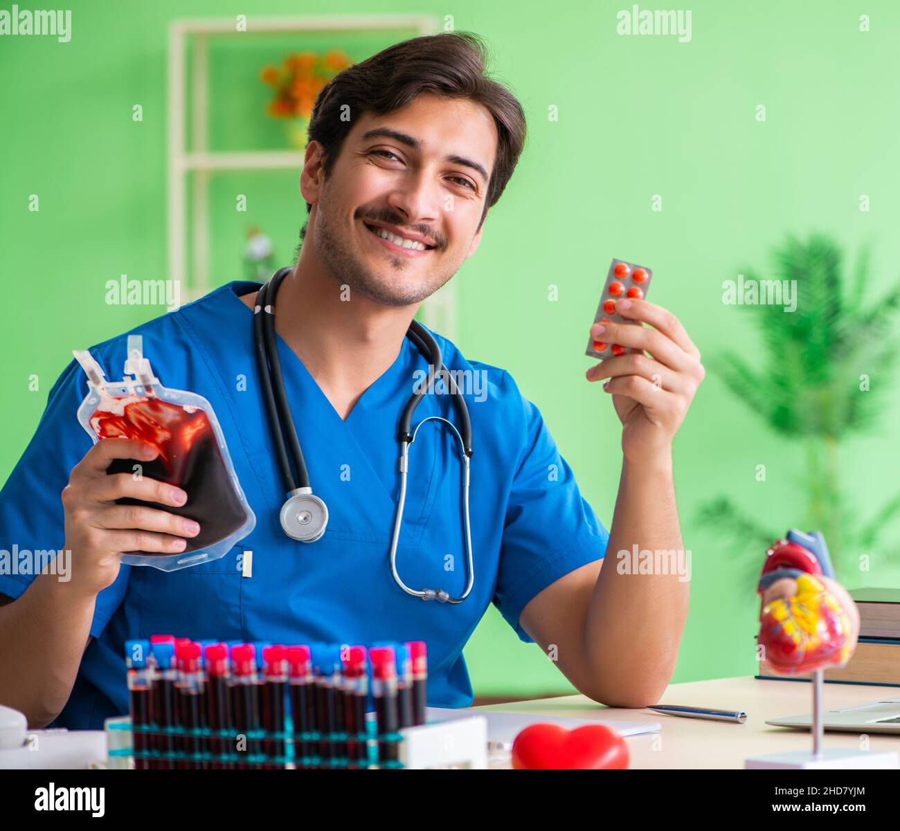 The doctor doing blood analysis in the lab Stock Photo Alamy