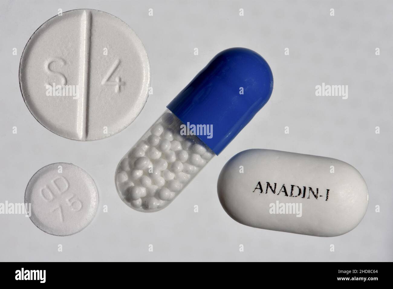 Painkillers: Ibuprofen capsule, Co-codamol tablet (S4)  dispersible Aspirin (OD 75) and Adadin Ibuprofen tablet Stock Photo