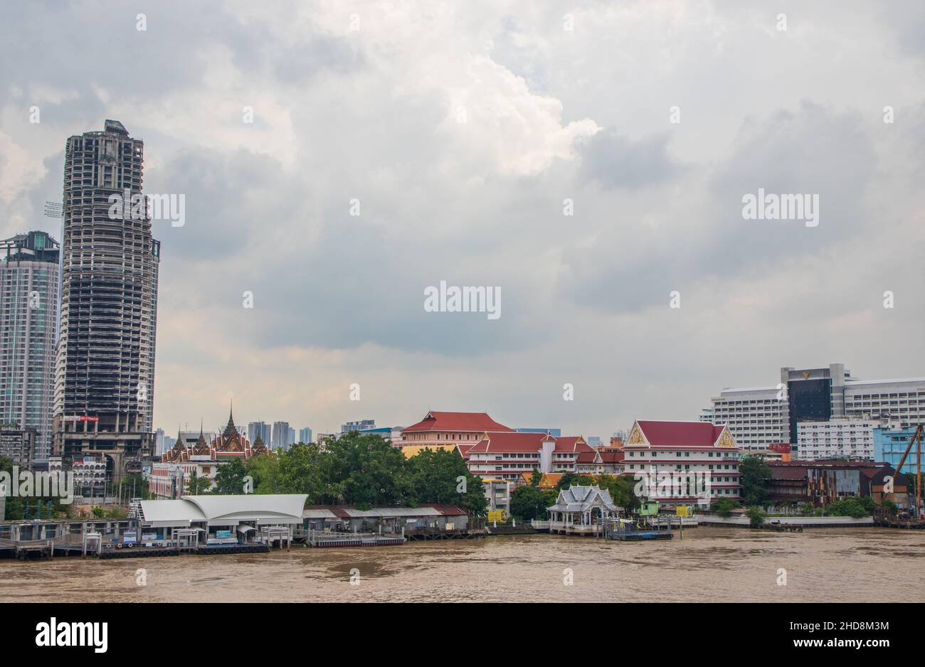 Chao phraya river skyscraper city metropolis hi-res stock photography and  images - Page 3 - Alamy