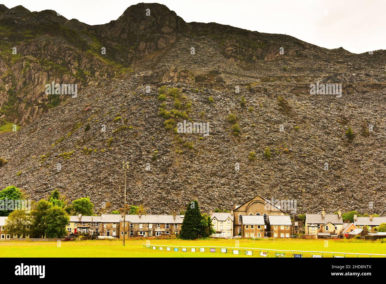 Welsh Town of Blaenau Ffestiniog with Slate Mining and Hills of Slate Debris, Snowdonia, Wales Stock Photo