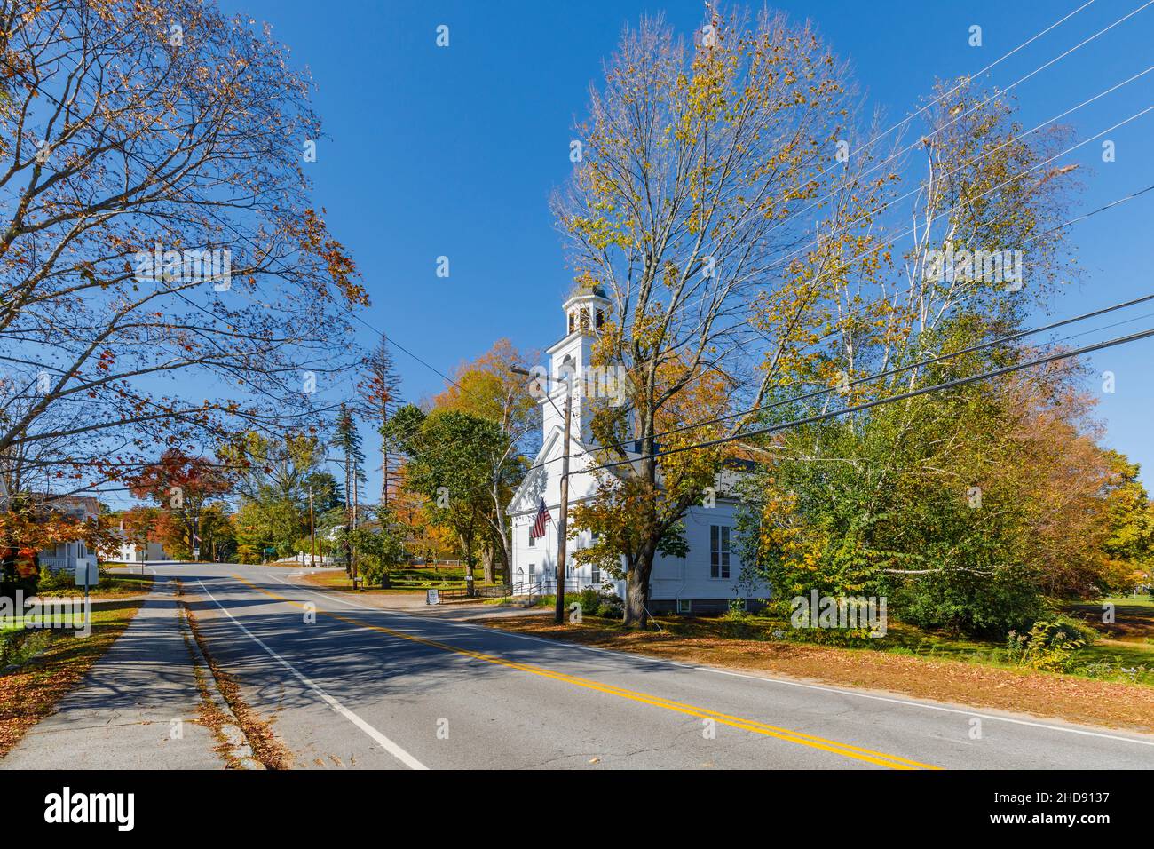 Greek Revival architecture Sandwich Methodist Church Meeting House Community Church, Center Sandwich, a village in New Hampshire, New England, USA Stock Photo