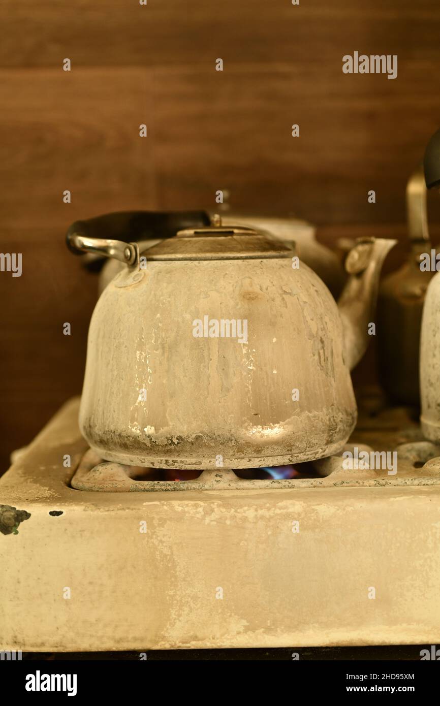 https://c8.alamy.com/comp/2HD95XM/closeup-of-an-old-jug-of-boiling-water-2HD95XM.jpg
