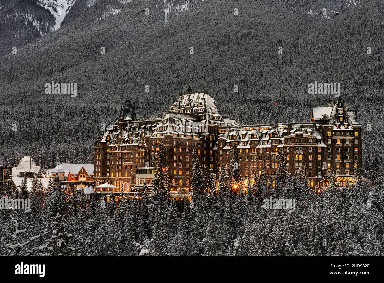 BThe Fairmont Banff Springs Hotel in winter, anff National Park ...