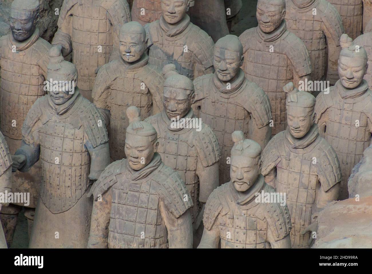 Soldiers in the Pit 1 of the Army of Terracotta Warriors near Xi'an, Shaanxi province, China Stock Photo