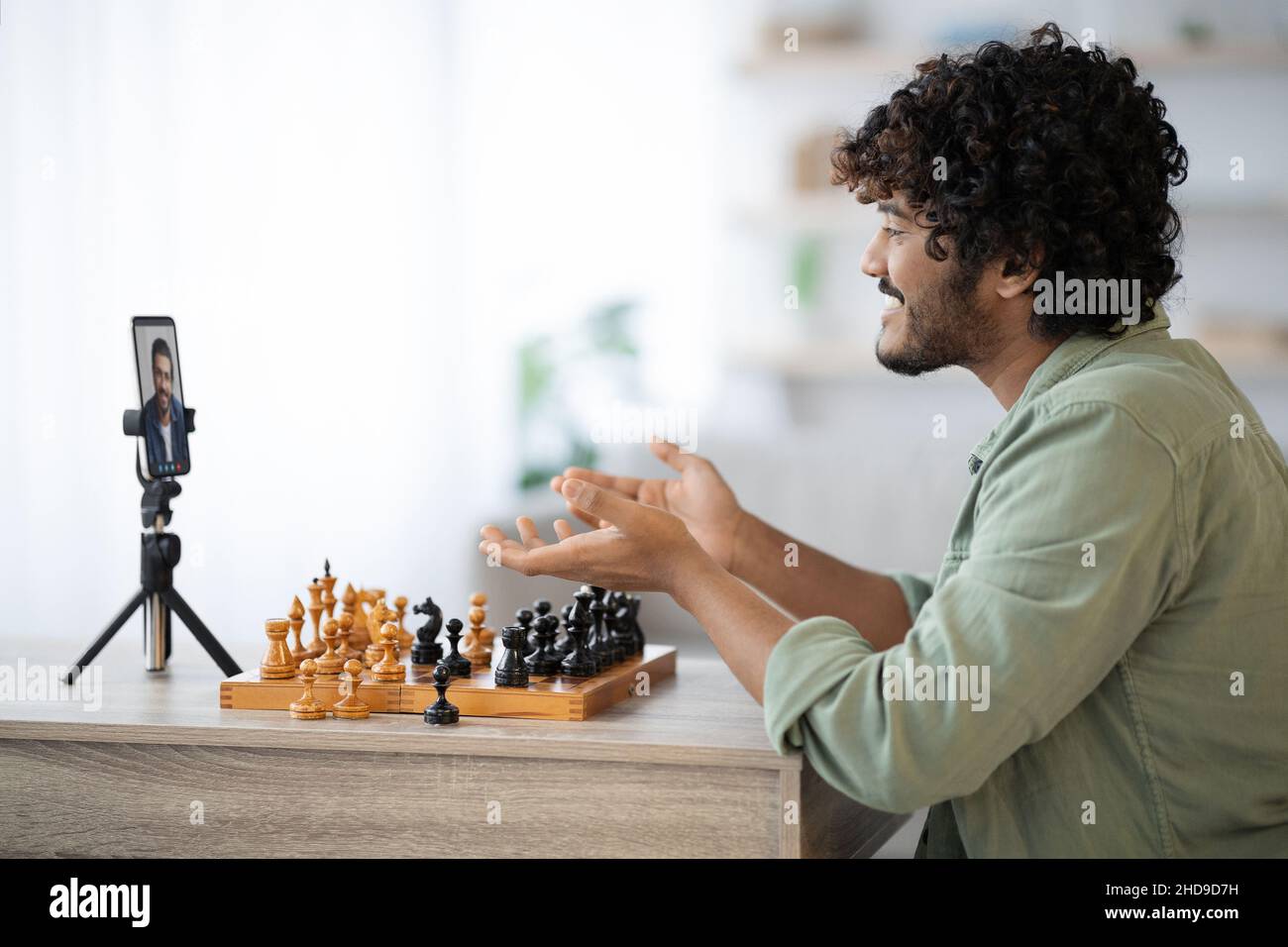 Hindu conference table hi-res stock photography and images - Alamy