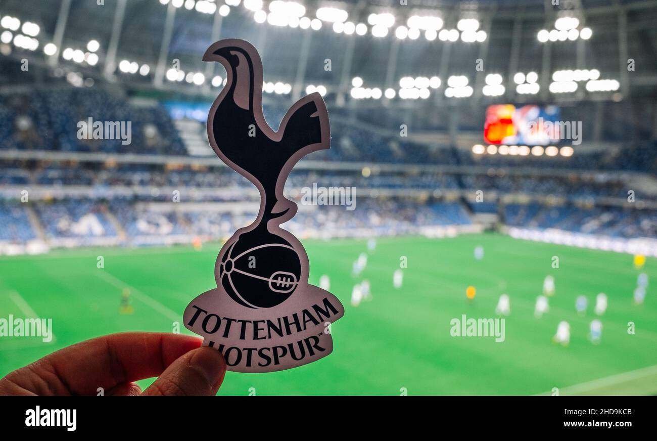 Tottenham hotspur logo hi-res stock photography and images - Alamy