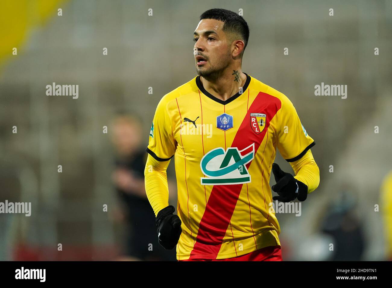 Gezond statistieken Geologie LENS, FRANCE - JANUARY 4: Facundo Medina of RC Lens during the French Cup  match between Racing Club de Lens and LOSC Lille at Stade Bollaert-Delelis  on January 4, 2022 in Lens,