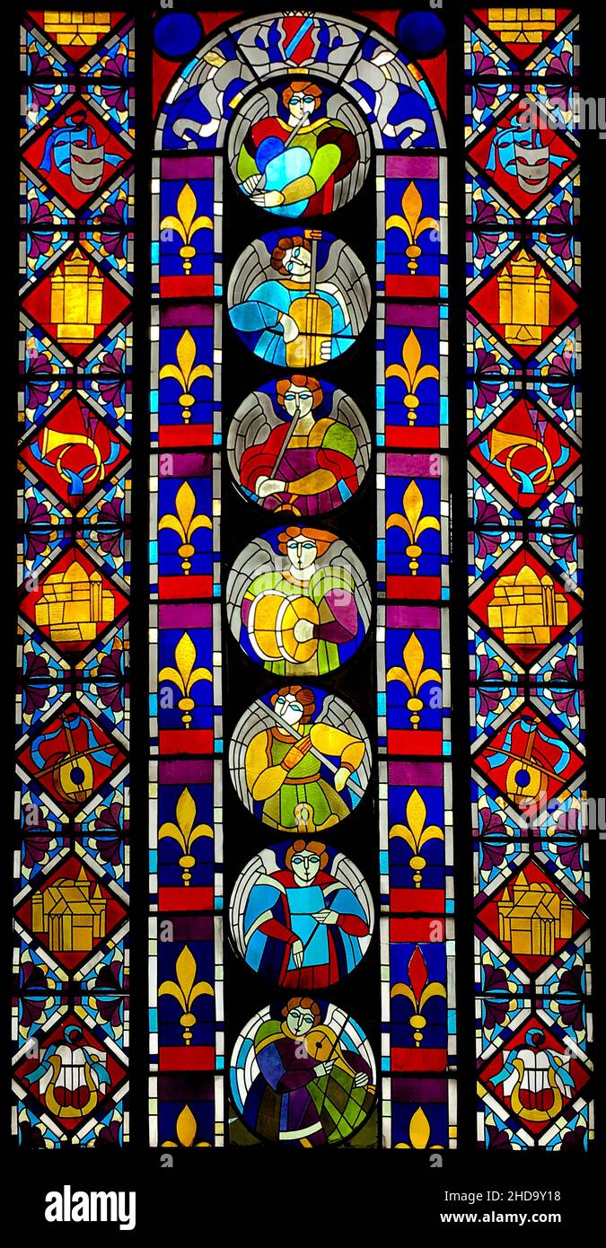 Angels with musical instruments hires stock photography and images Alamy