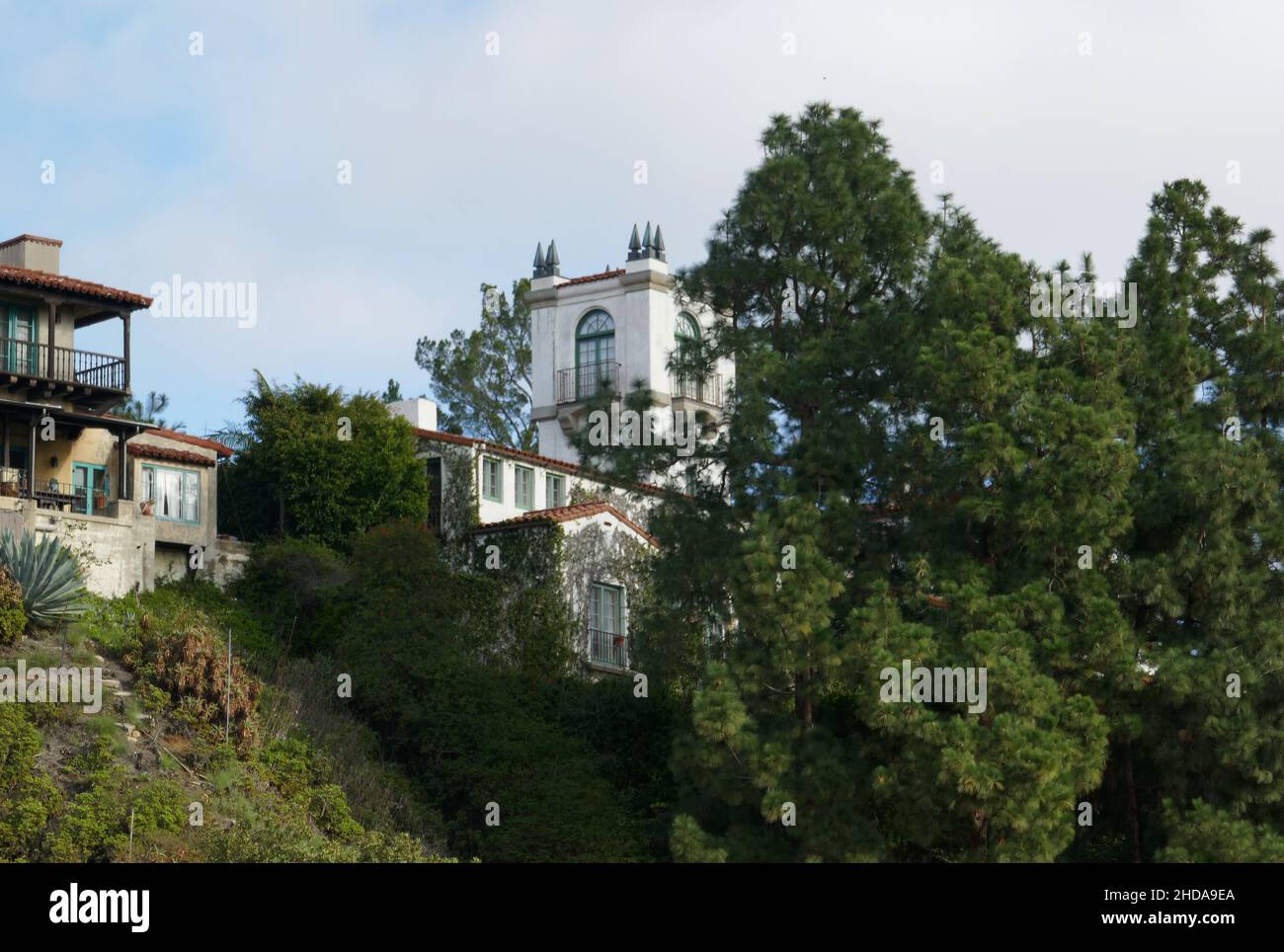 Los Angeles, California, USA 31st December 2021 A general view of atmosphere of Castillo del Lago, former home of Gangster Bugsy Siegel and Singer Madonna at 6342 Mullholland Highway on December 31, 2021 in Los Angeles, California, USA. Photo by Barry King/Alamy Stock Photo Stock Photo