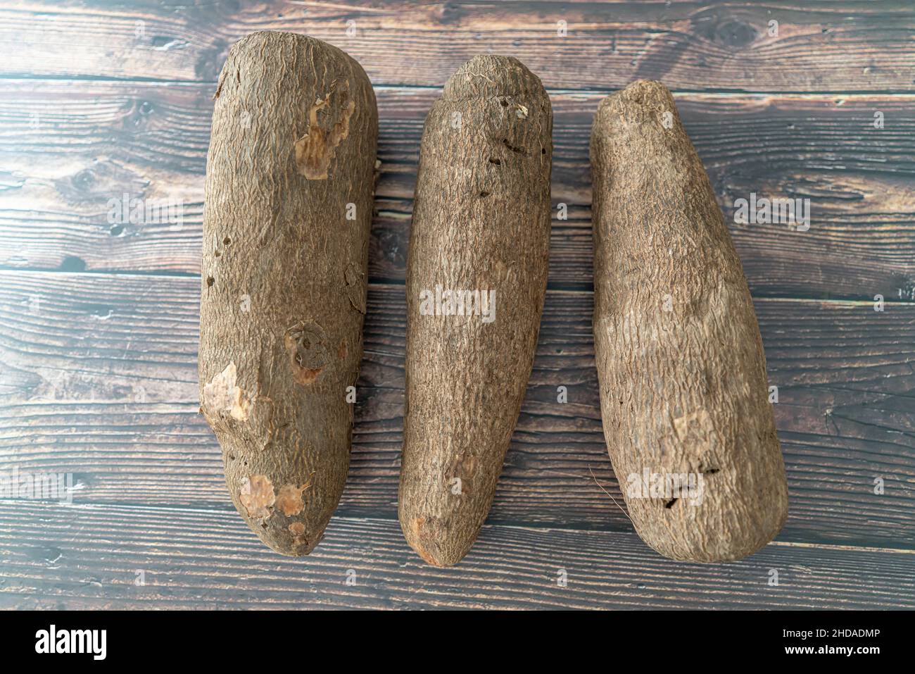 fresh raw nigerian yam tubers on dipslay Stock Photo Alamy