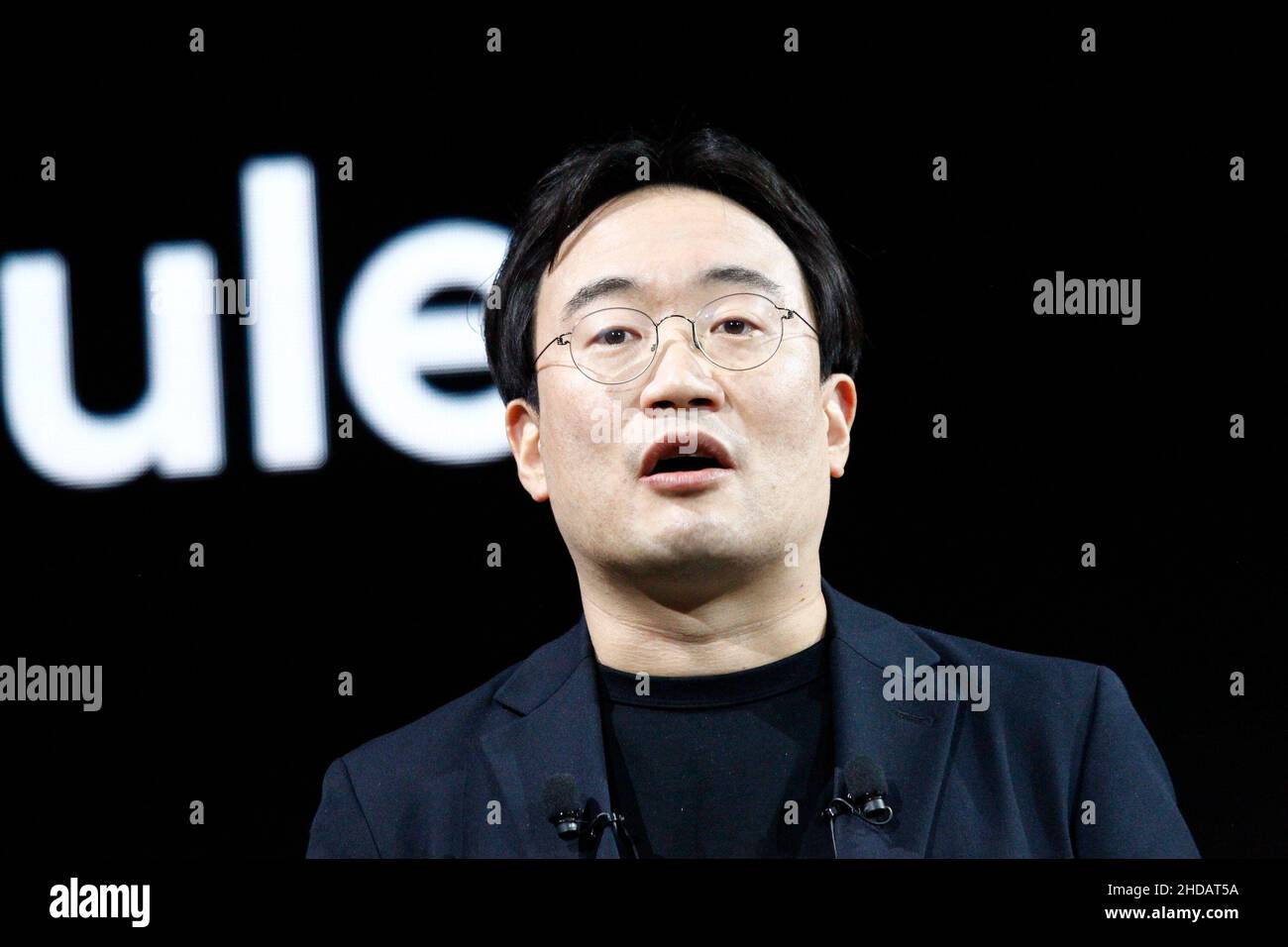 Las Vegas, NV, USA. 4th Jan, 2022. Dong Jin Hyun, Ph. D., Vice President and Head of Robotics Lab, Hyundai Motor Company in attendance for International Consumer Electronics Show (CES) - TUE, Mandalay Bay Convention Center, Las Vegas, NV January 4, 2022. Credit: JA/Everett Collection/Alamy Live News Stock Photo