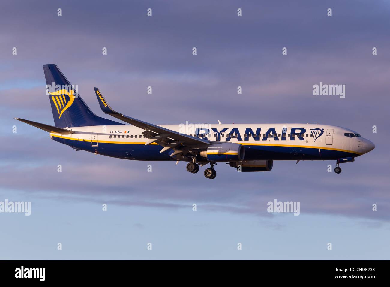 Low Cost airline Ryanair Boeing 737800 landing in Vienna, Austria