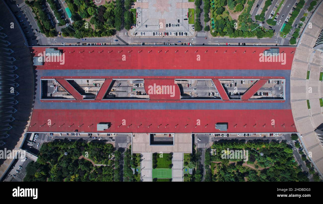 Birds eye view building parking hi-res stock photography and images - Alamy