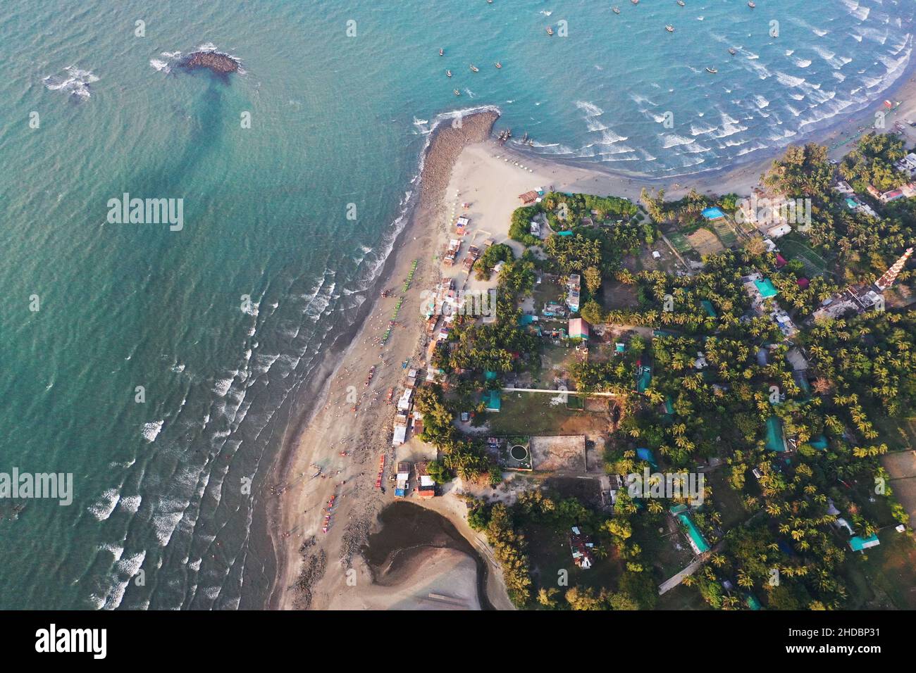 Cox's Bazar, Bangladesh - December 31, 2021: The Bird's-eye view of Saint Martin coral Island. “Bangladesh is a gorgeous damsel and the jewel in her f Stock Photo