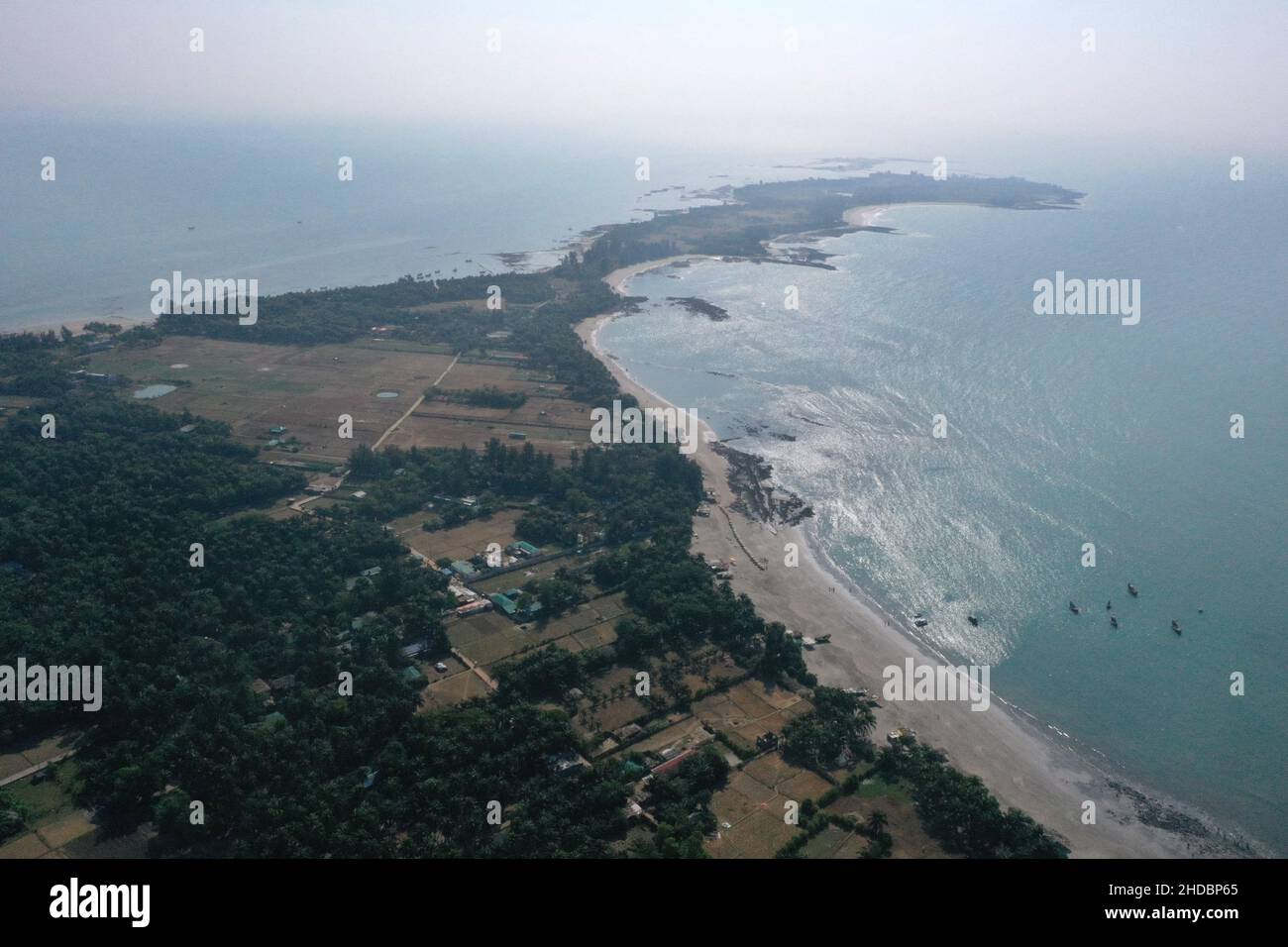 Cox's Bazar, Bangladesh - December 31, 2021: The Bird's-eye view of Saint Martin coral Island. “Bangladesh is a gorgeous damsel and the jewel in her f Stock Photo