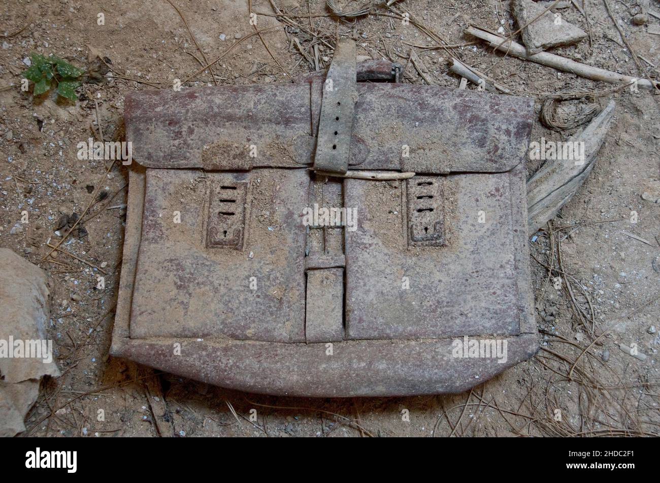 Broken and dusty leather briefcase Stock Photo Alamy