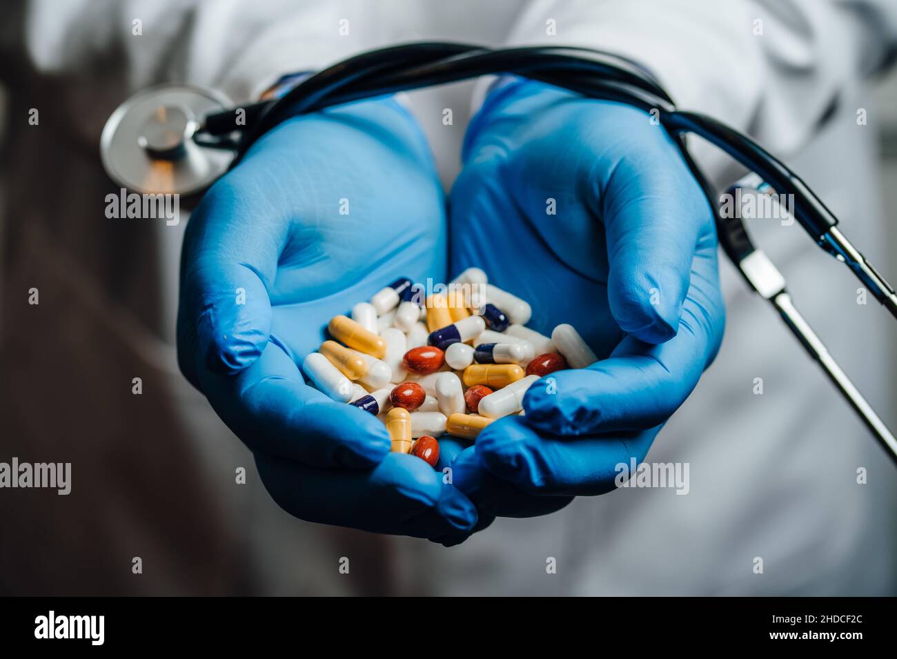 Doctors pressured to prescribe too many drugs Stock Photo Alamy
